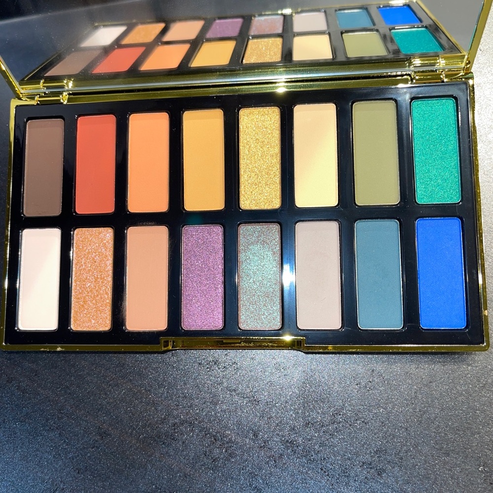 Kat Von D 10-Year Anniversary Eyeshadow Palette